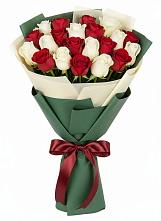 Букет Микс из красных и белых роз #REPLACE_PRED# Дубовке Тульская область