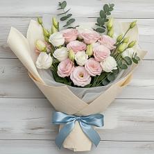 Букет цветов из:  Лизиантусы в Дубовке Тульская область