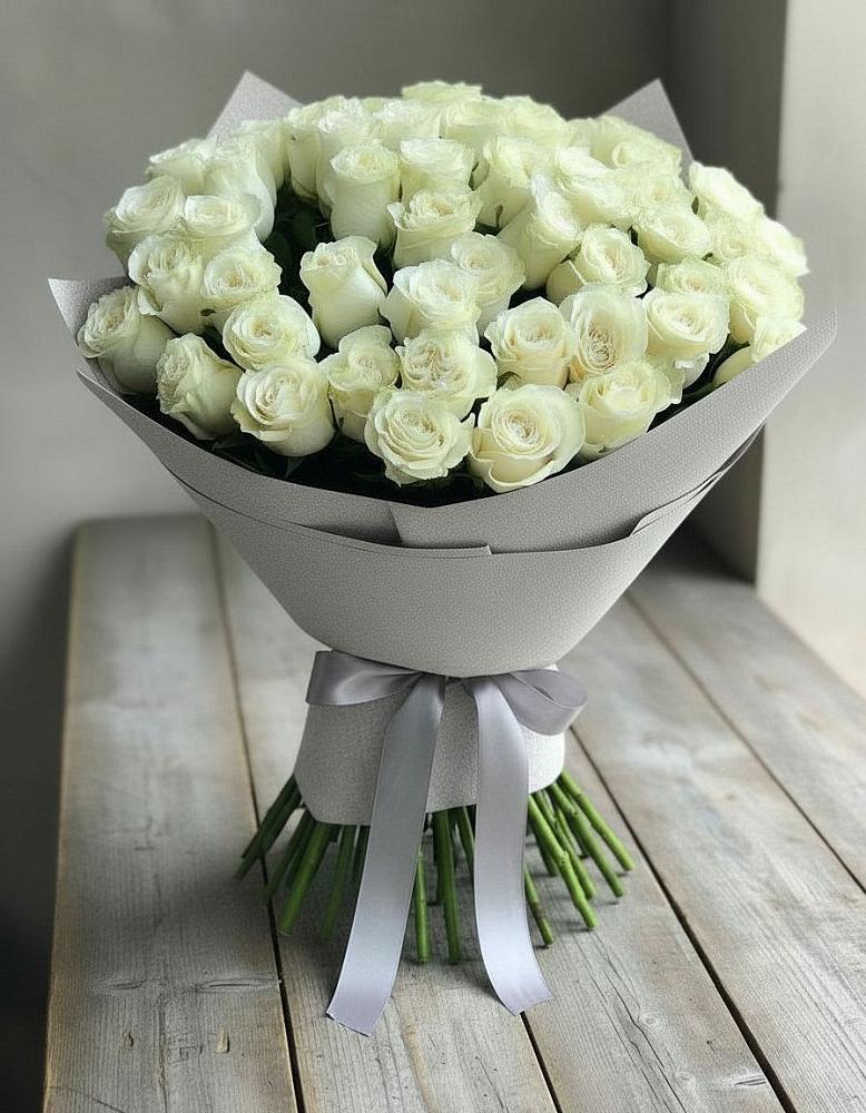 Букет 35 Белых роз в Дубовке Тульская область