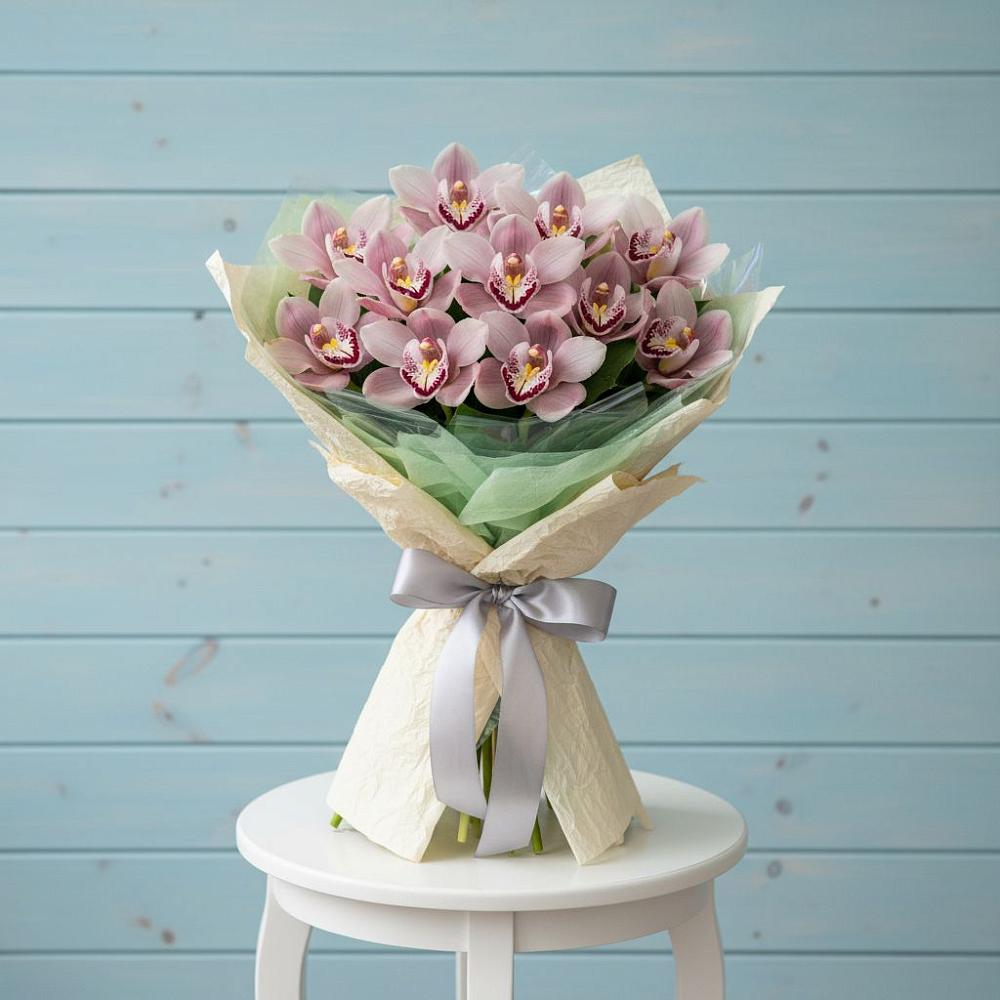 Букет цветов из: Орхидеи и Розы в Дубовке Тульская область