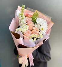 Букет цветов из:  Хризантемы и Розы в Дубовке Тульская область