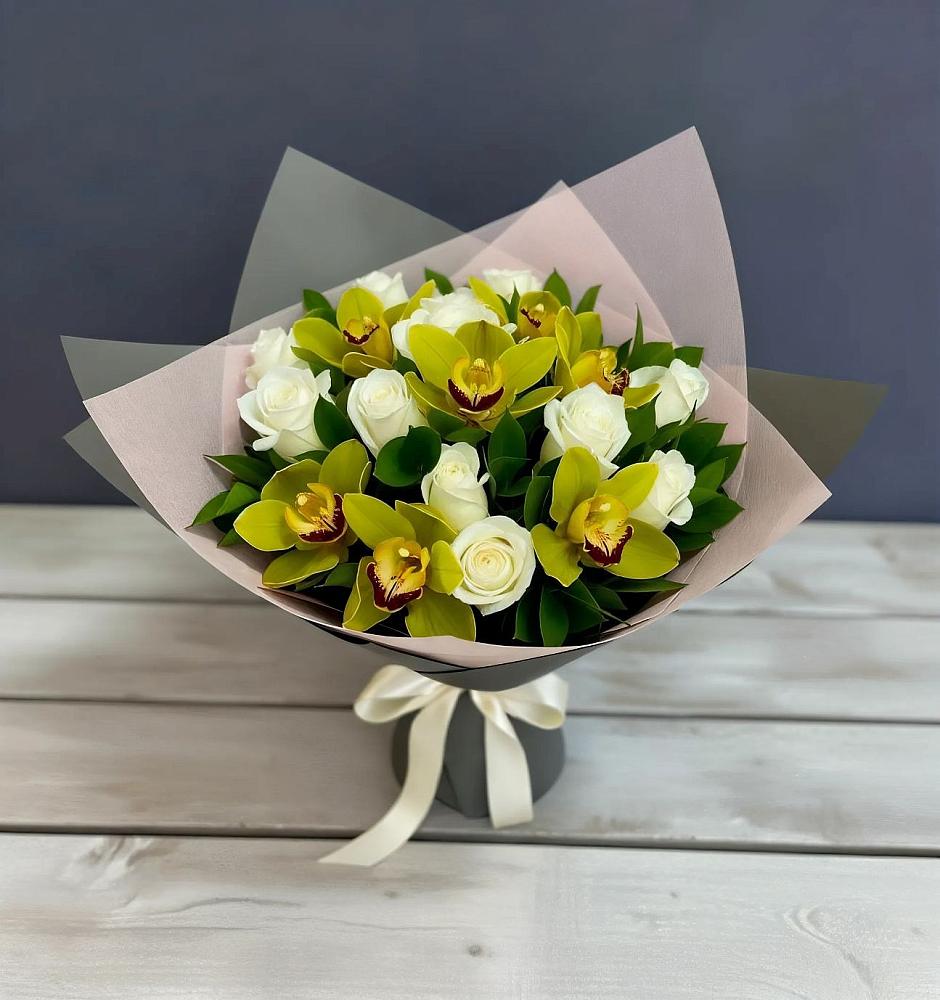 Букет цветов из: Орхидеи и Розы в Дубовке Тульская область