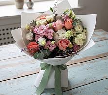 Букет цветов из:  Розы, Лизиантусы и Гвоздики в Дубовке Тульская область