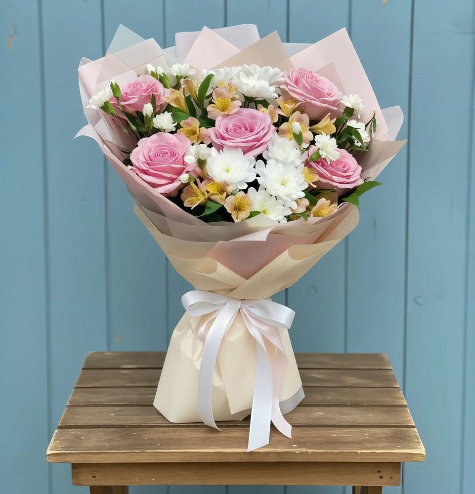 Букет цветов из: Гвоздики, Орхидеи и Розы в Дубовке Тульская область