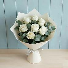 Букет Белые розы в Эвкалипте в Дубовке Тульская область