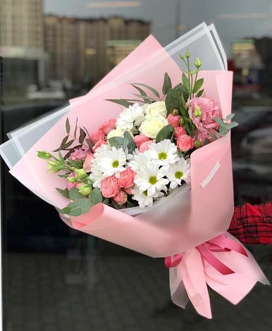 Букет цветов из: Розы, Лизиантусы и Хризантемы в Дубовке Тульская область