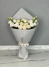 Букет цветов из:  Розы и Лизиантусы в Дубовке Тульская область